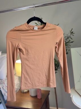 PINK Victoria's Secret Long Sleeve